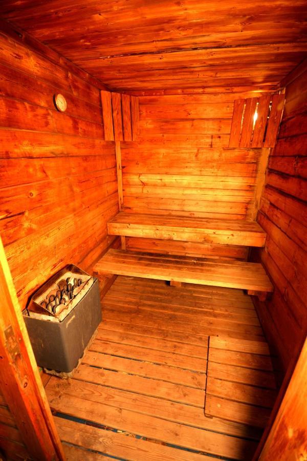 Family Cabin Menaẖemya エクステリア 写真