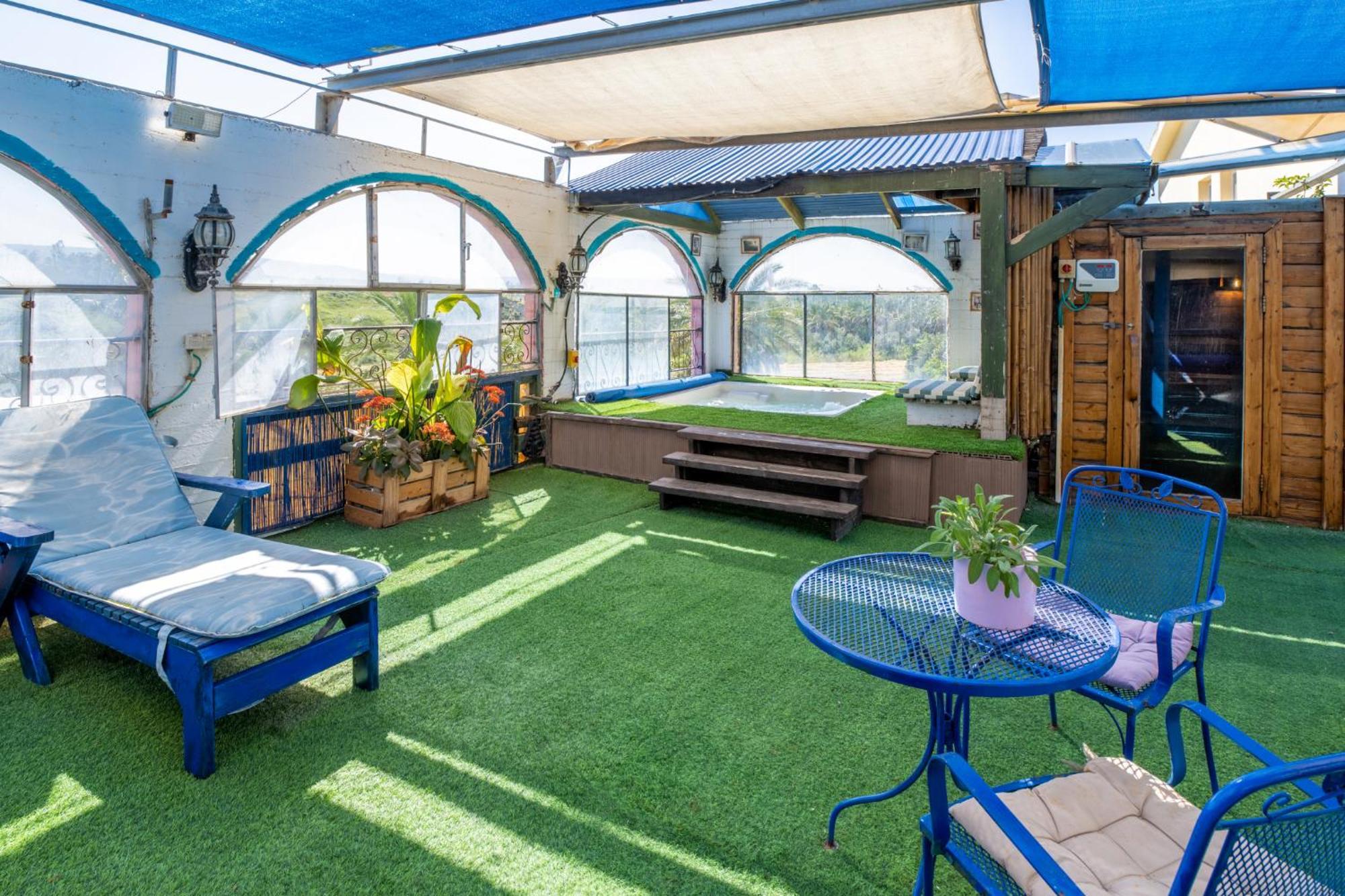 Family Cabin Menaẖemya エクステリア 写真